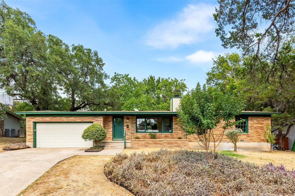 4601 Robinwood Drive, Waco