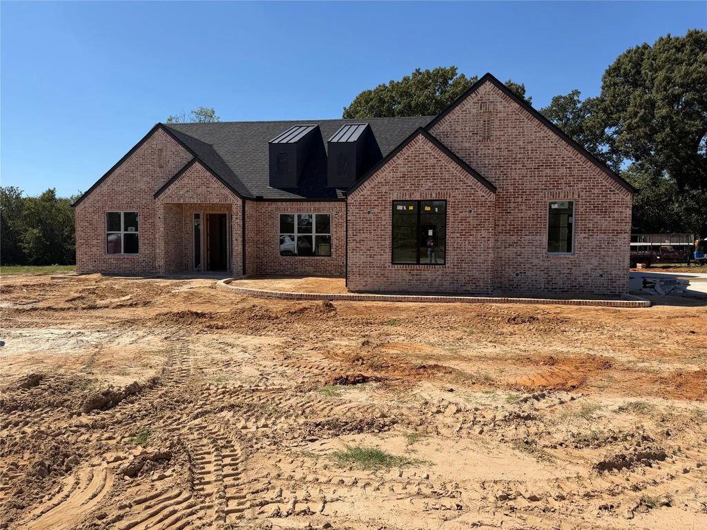 338 Grace Lane, Athens