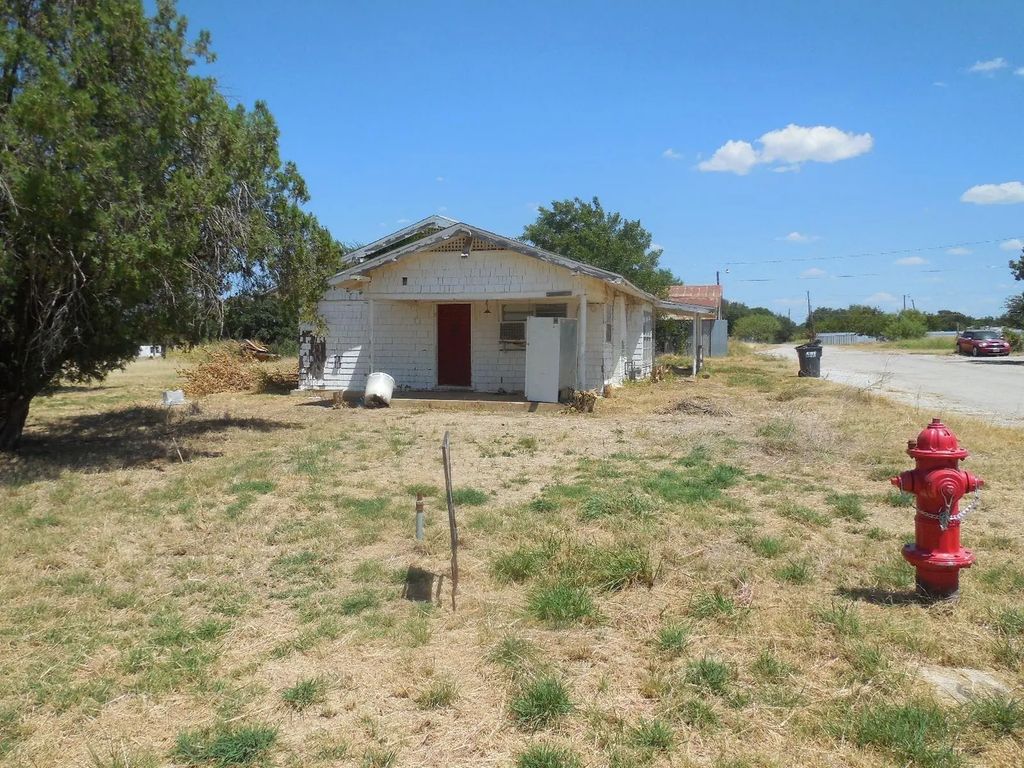 502 Travis Street, Ranger