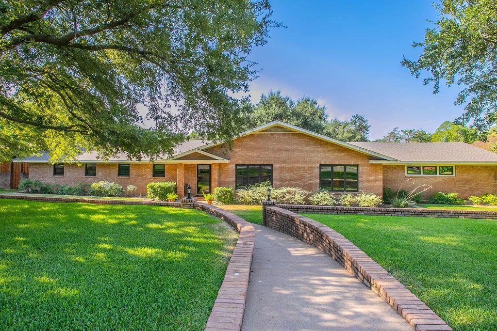 4936 Ridgeview Drive, Waco