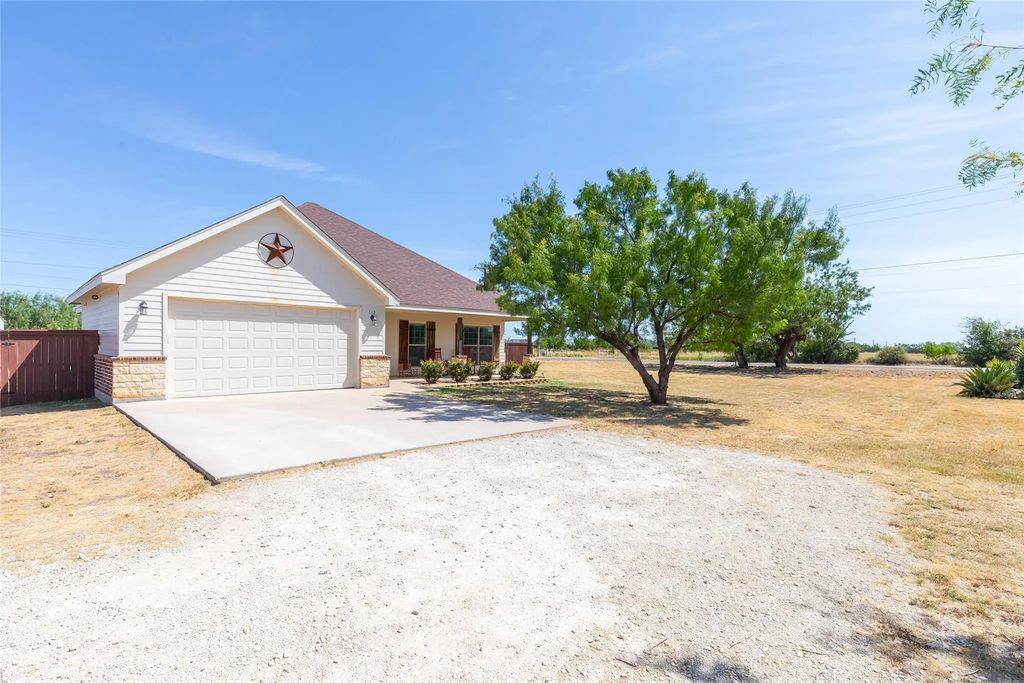112 Foxtrot Lane, Abilene