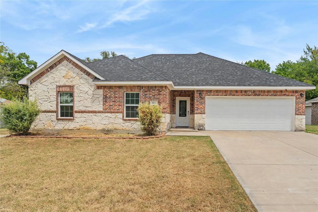 601 E Jefferson Street, Waxahachie