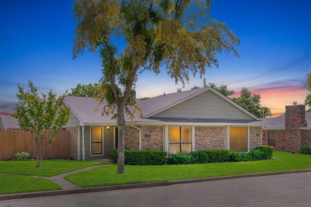 1805 W Spring Creek Parkway Mm2, Plano