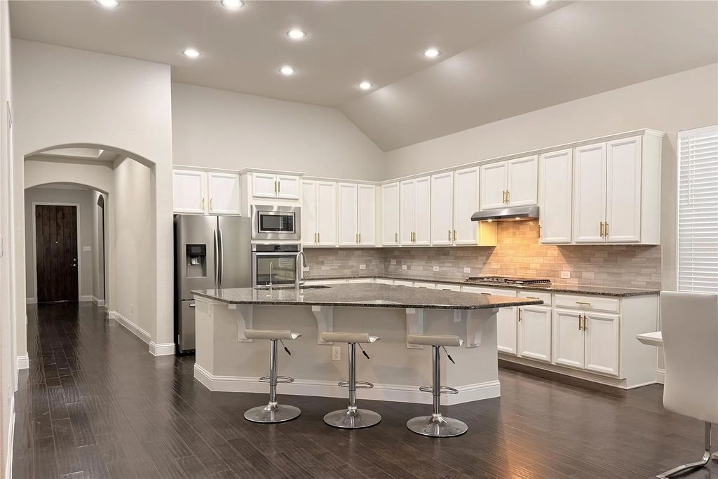 3721 Winchester, The Colony