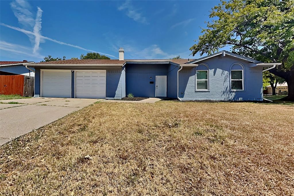 622 W Springdale Lane, Grand Prairie