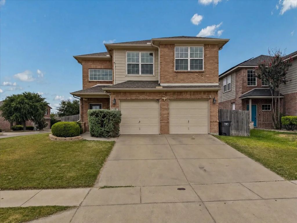 5701 Parkview Hills Lane, Fort Worth