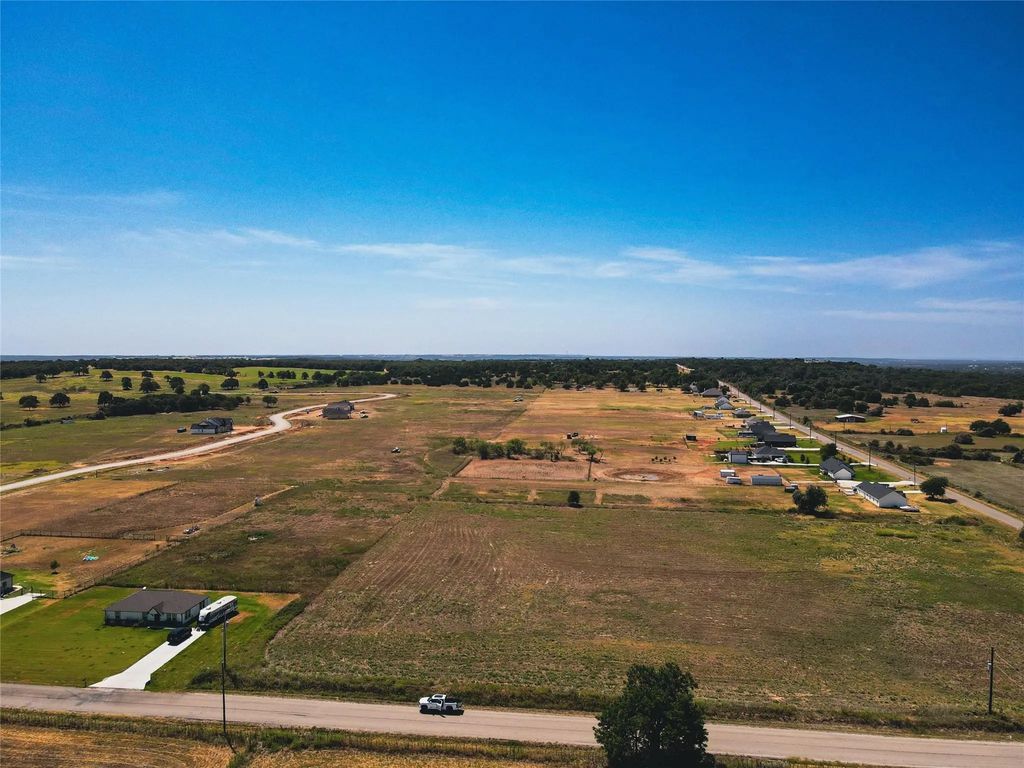 1160 Cottonwood Trail, Poolville
