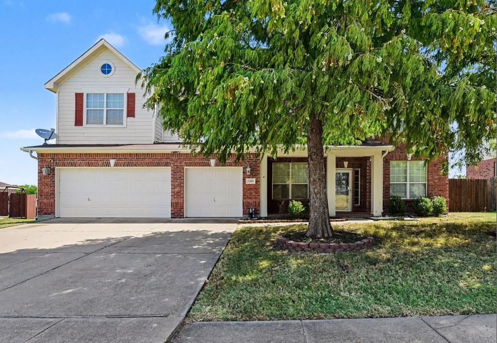 2109 Songbird Drive, Forney