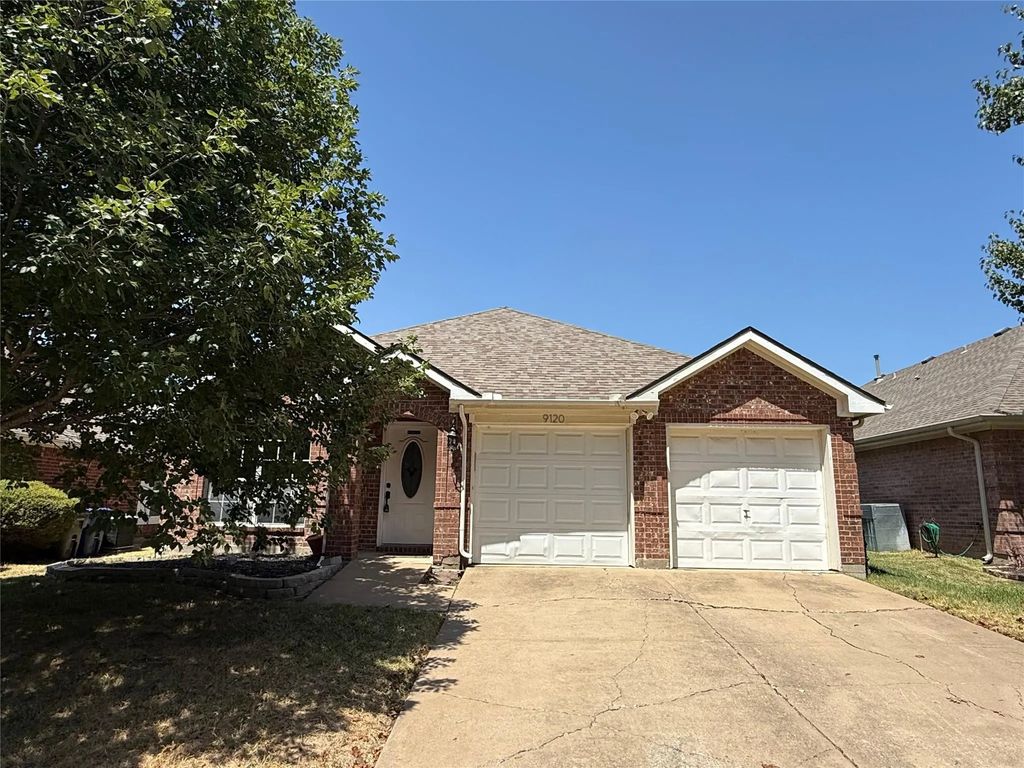 9120 Newport Lane, McKinney