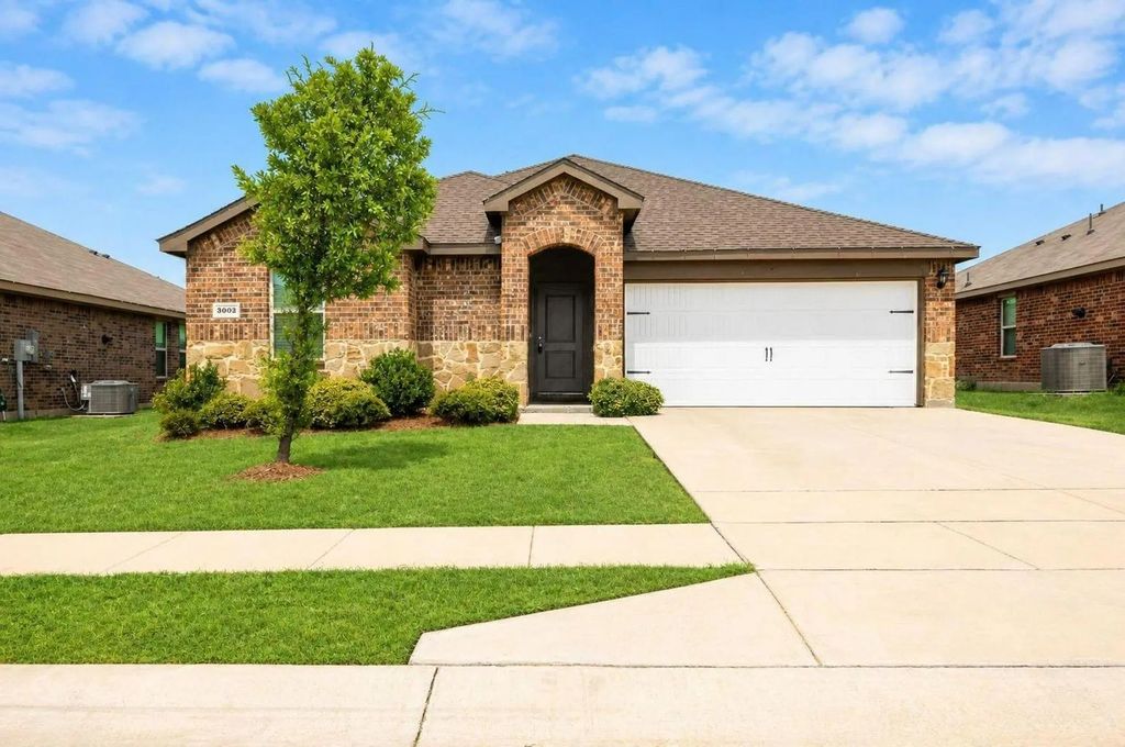 3002 Shetland Street, Forney