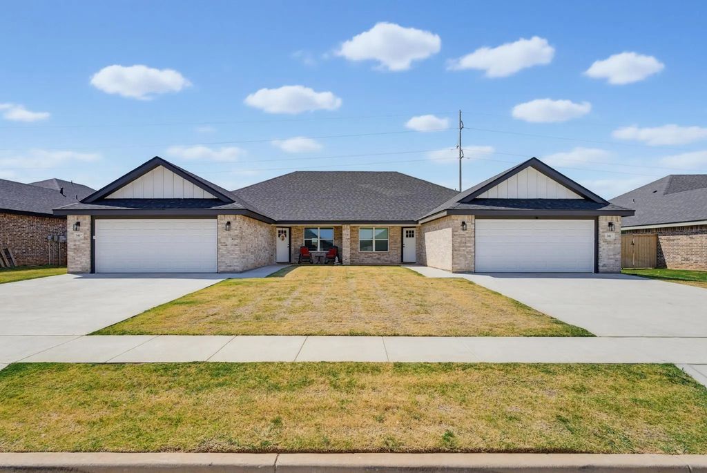 317 / 321 Woodstock Lane, Abilene