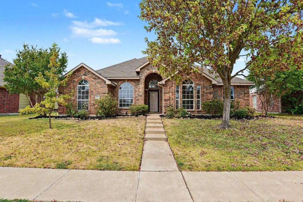 2851 Hampshire Lane, Rockwall