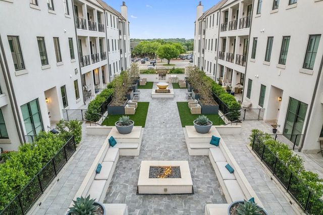 5270 Town And Country Boulevard 233, Frisco