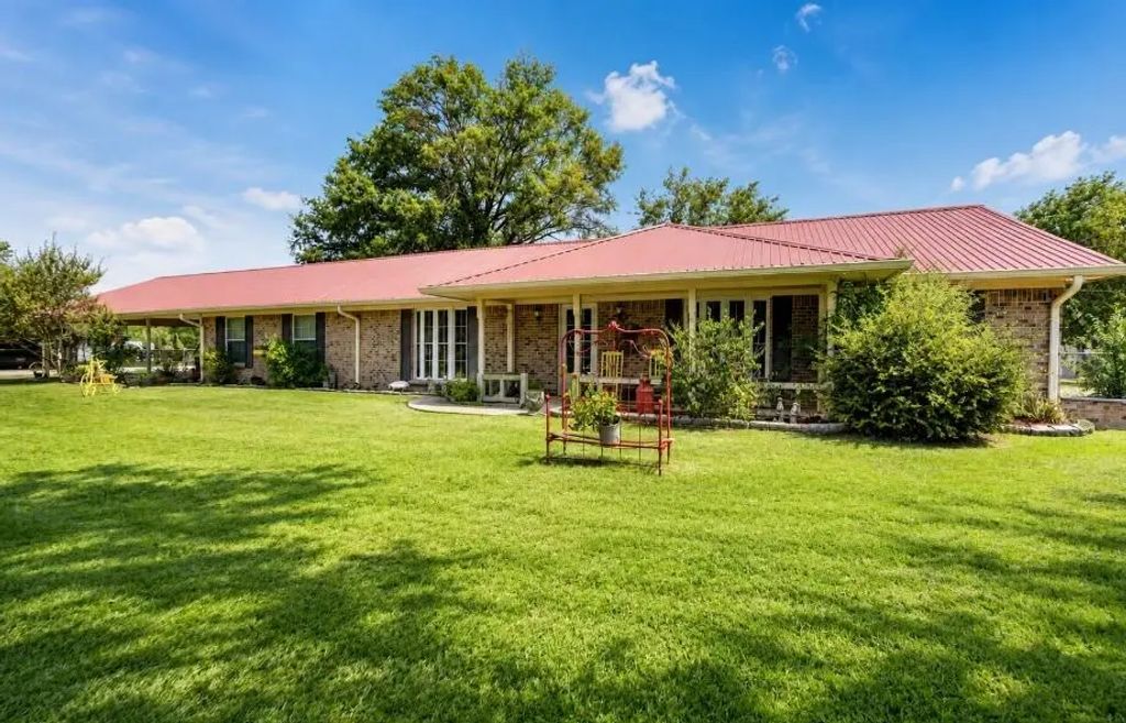 1022 Robin Road, Oak Ridge