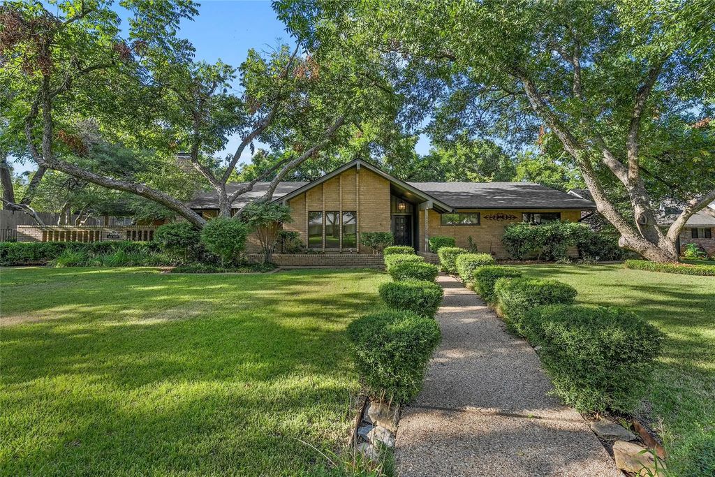 4808 Pecan Terrace, Waco