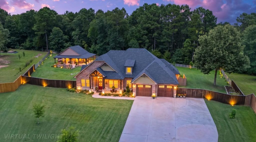 172 Heather Ln., Diana