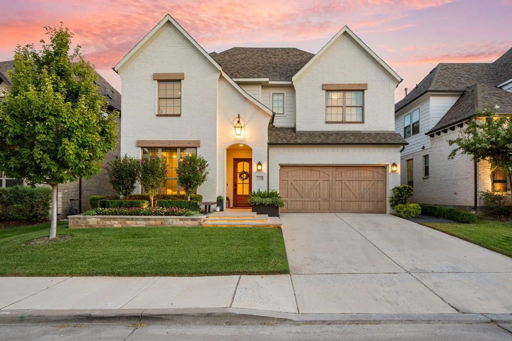 8226 Vitex Avenue, Dallas
