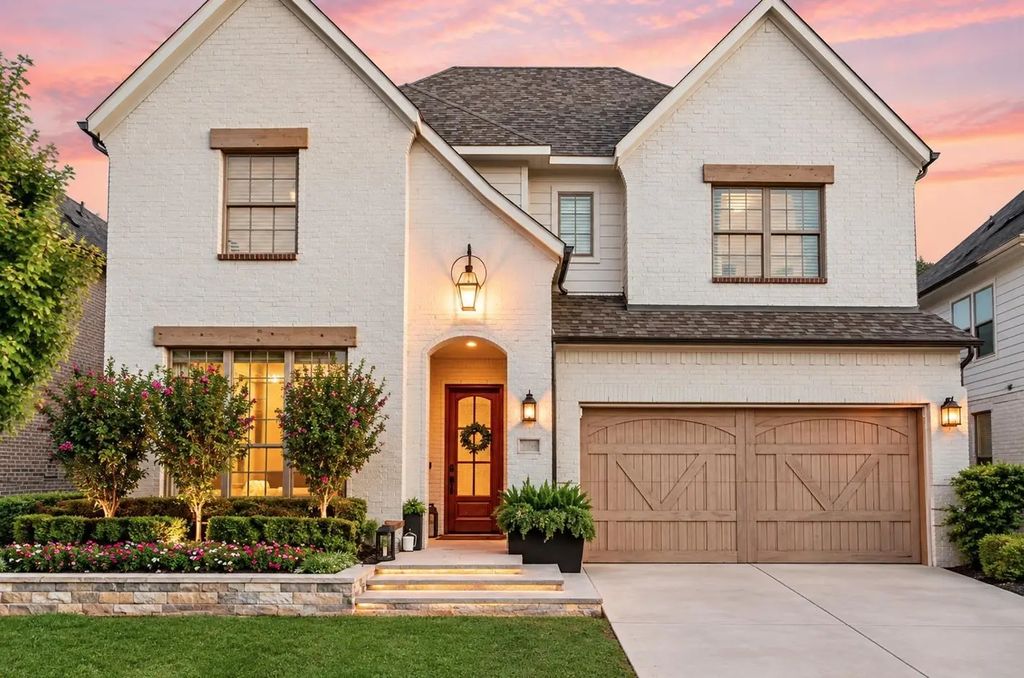 8226 Vitex Avenue, Dallas