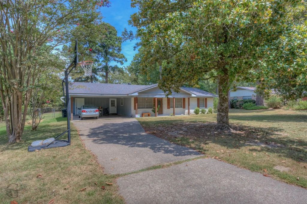 6716 Bolinger Drive, Blanchard