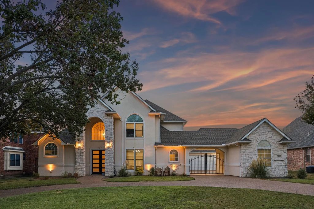 1129 Wishing Well Court, Cedar Hill