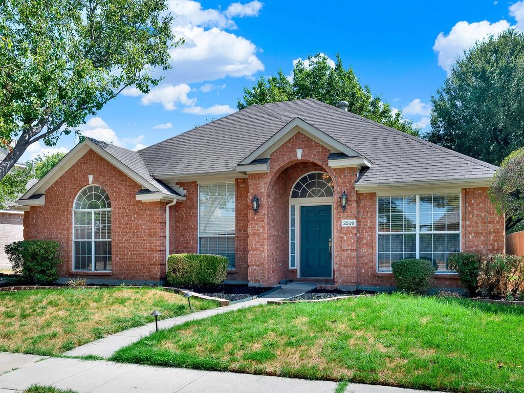 2509 Pecan Meadow Drive, Garland