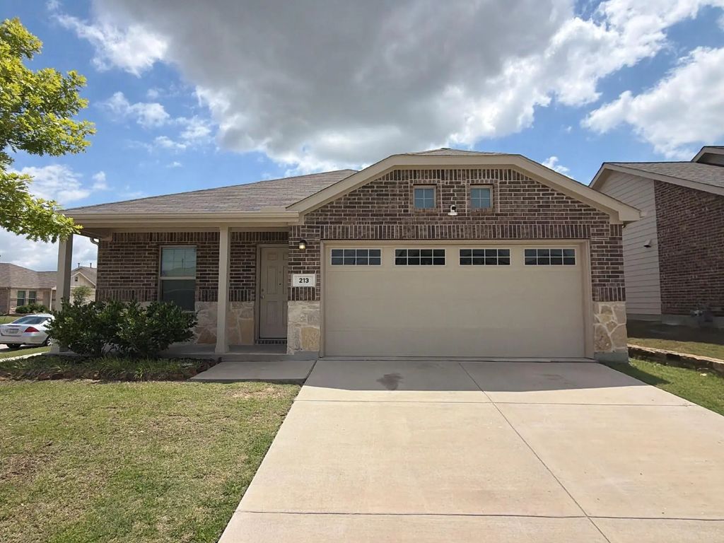 213 Anvil Drive, Fort Worth