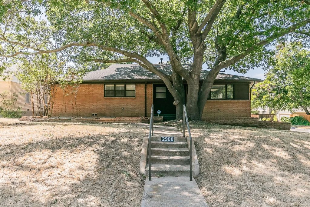 2900 Ryan Place Drive, Fort Worth