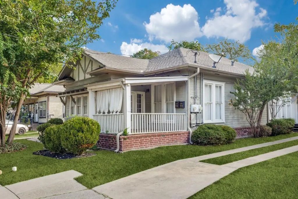 912 Oakland Street, Denton