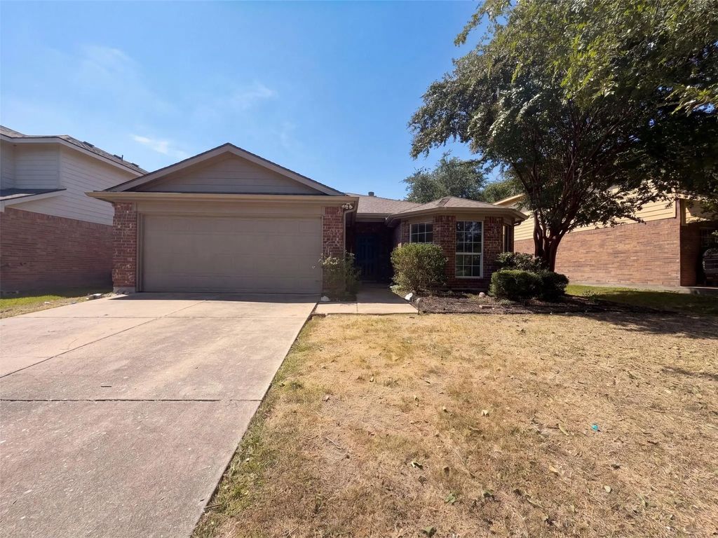 905 Acacia Drive, Anna