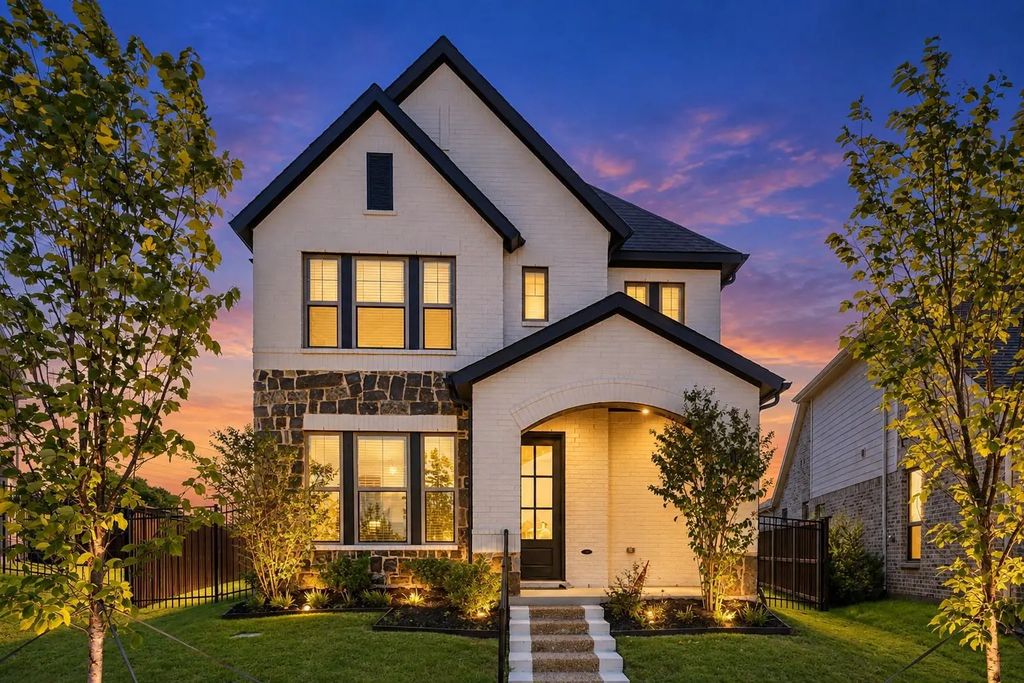 905 Carnation Drive, Crowley