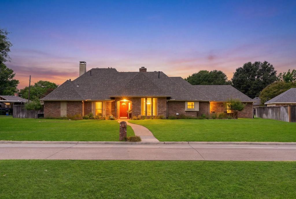 221 Manor Way, Sunnyvale