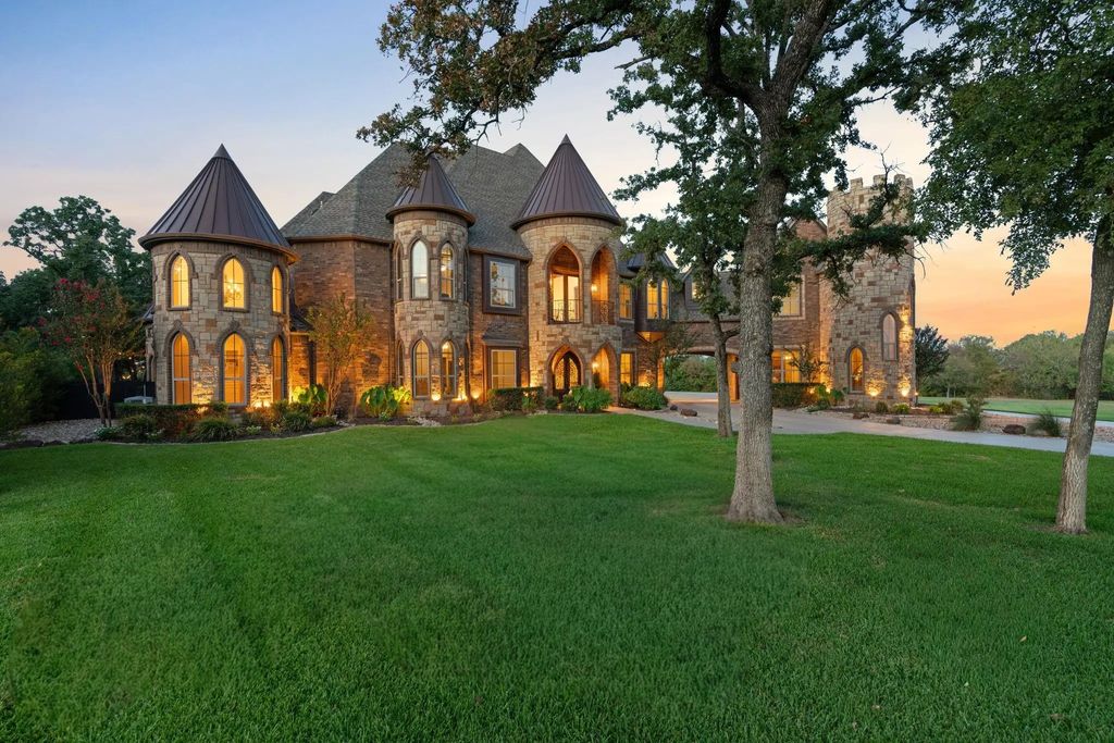 664 Manor Drive, Argyle