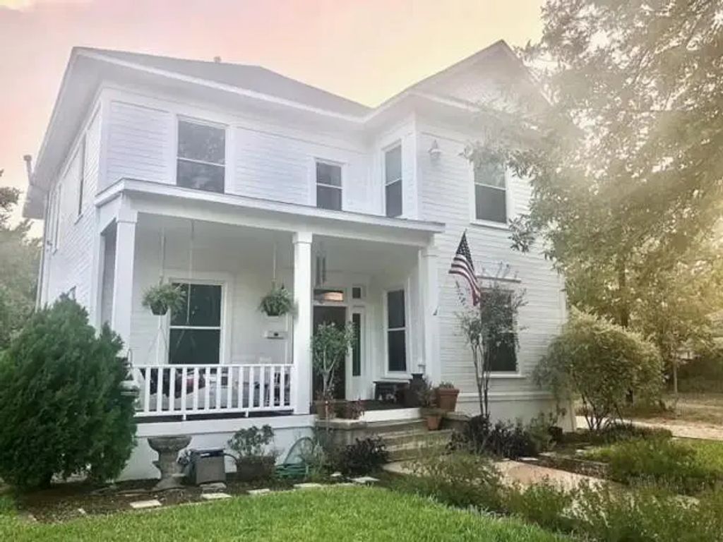 617 S 12th Street, Waco