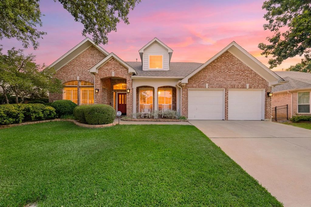 3628 Stone Creek Lane S, Fort Worth