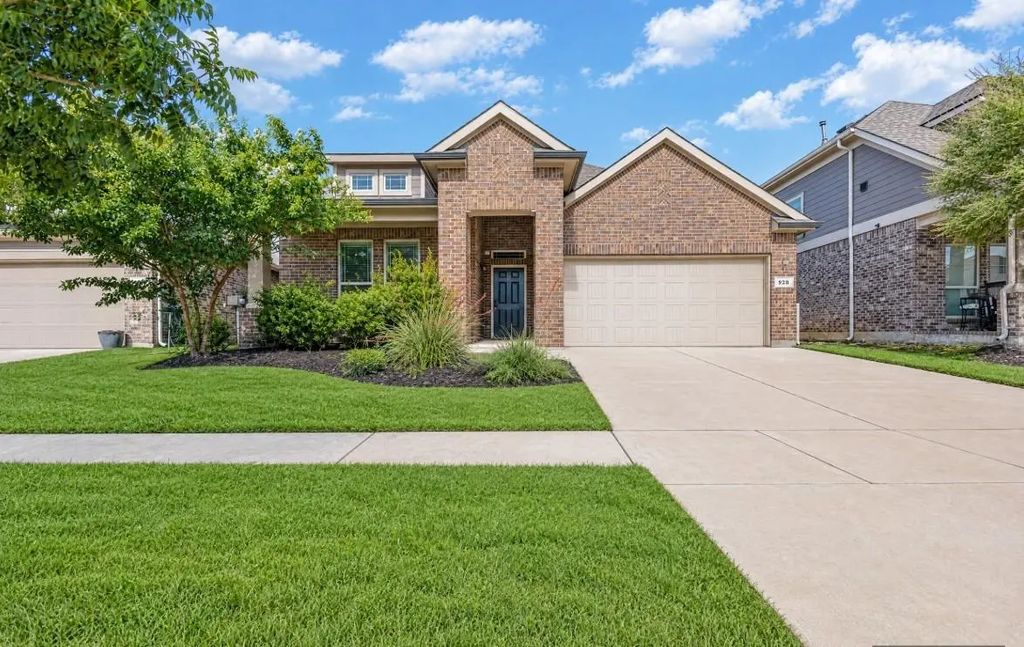 928 Dove Cove, Argyle