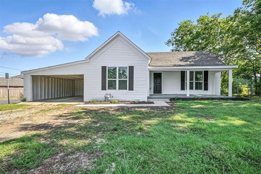 412 3rd Street, Whitesboro