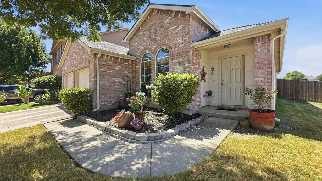 4324 Westbend Lane, Fort Worth