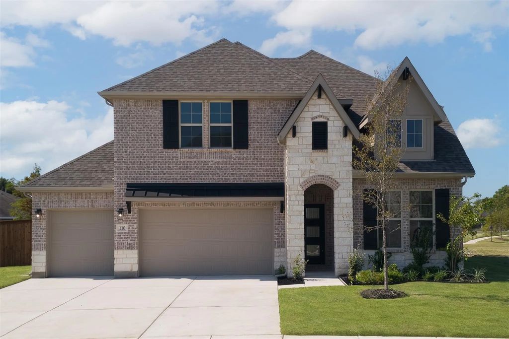 110 Memorial Drive, Forney