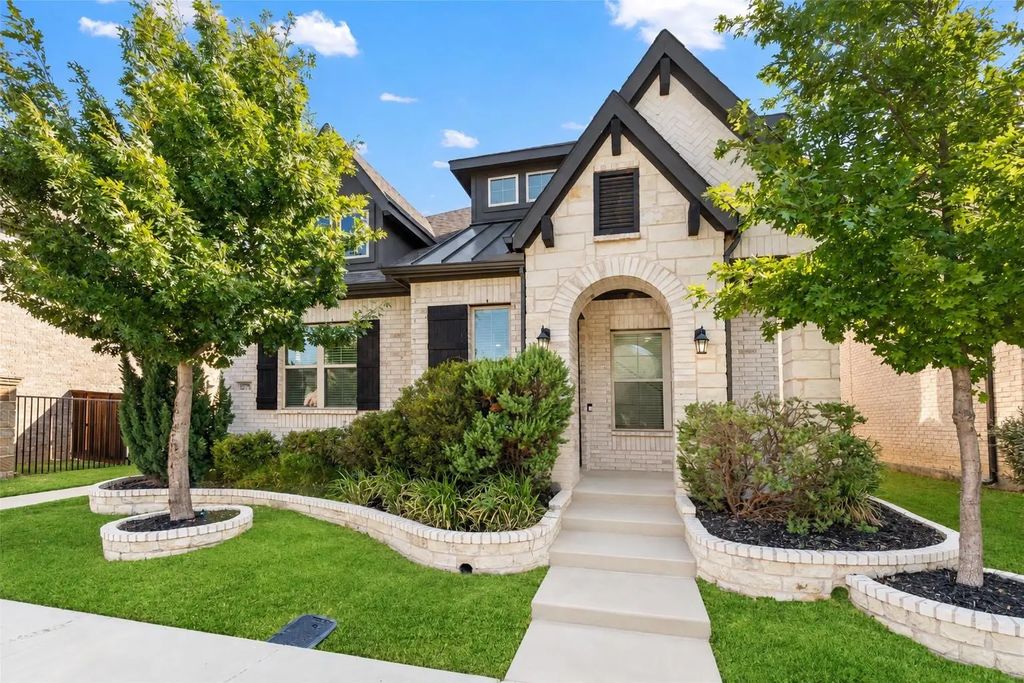 12778 Friar Street, Farmers Branch