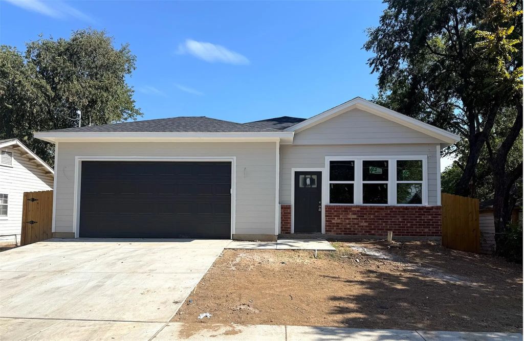 2714 Springdale Street, Dallas