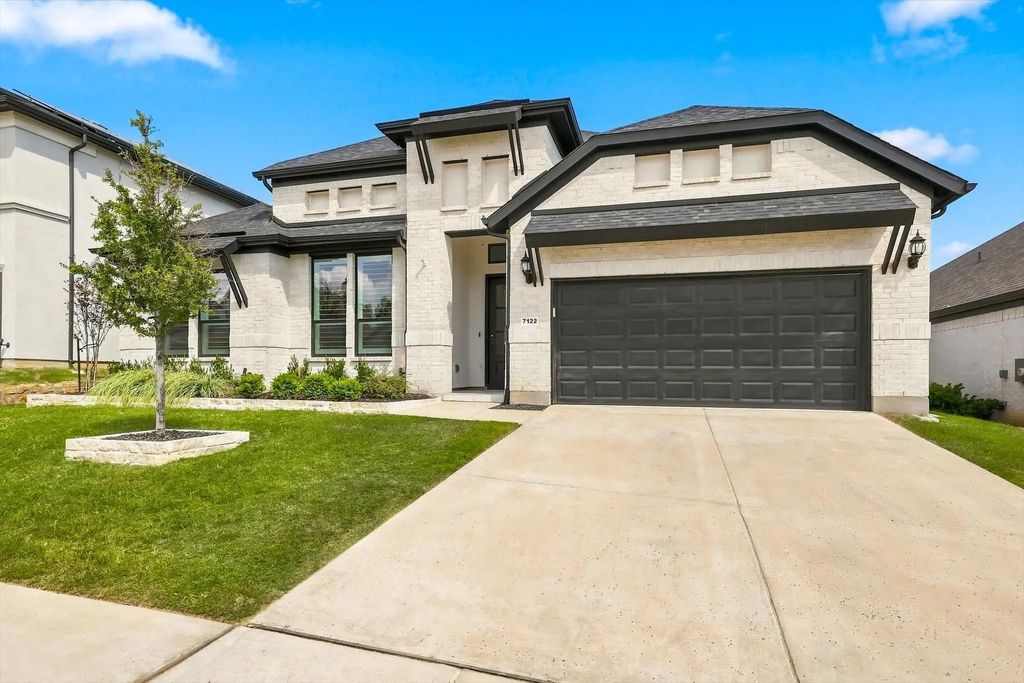 7122 Doe Creek Lane, Argyle