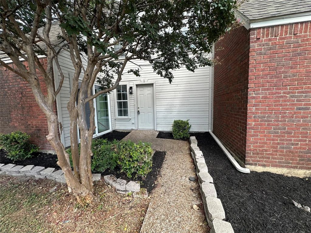 900 N Tennessee Street 1, McKinney