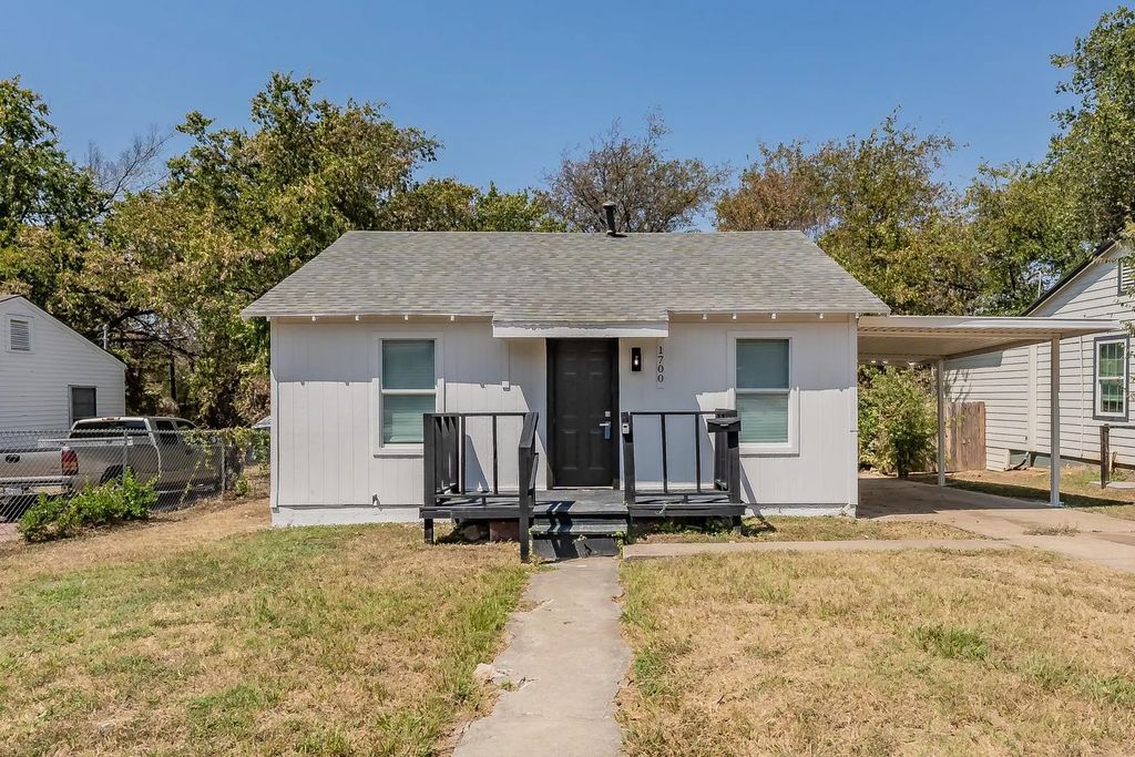 1700 Andrew Avenue, Fort Worth