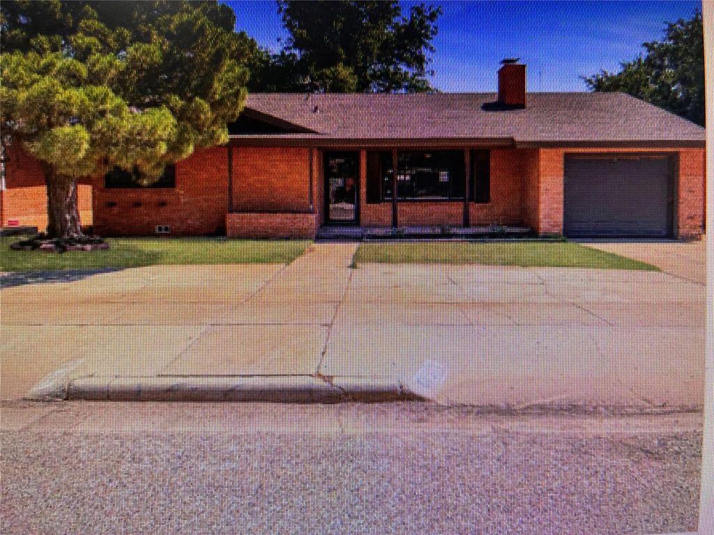 2223 S 6th Street, Lamesa
