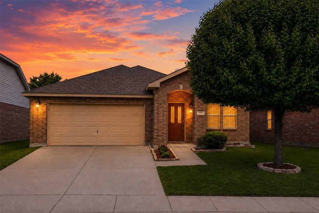7652 Sienna Ridge Lane, Fort Worth