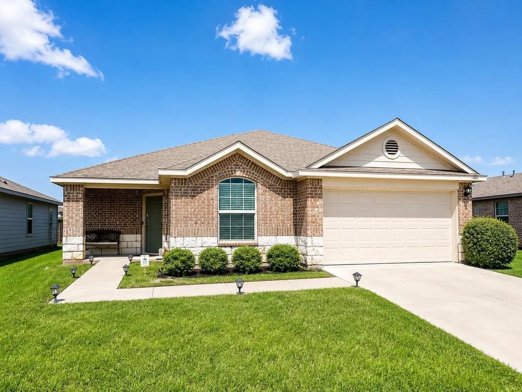 15304 Harkness Pass, Austin