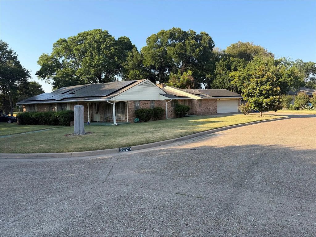5220 Woodsboro Lane, Dallas