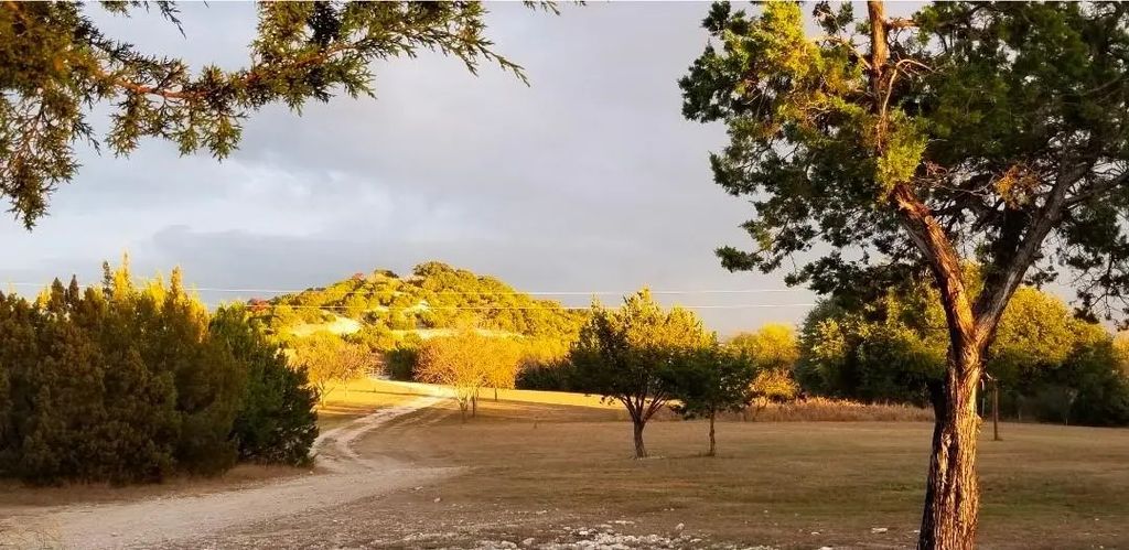 355 County Road 2800, Morgan