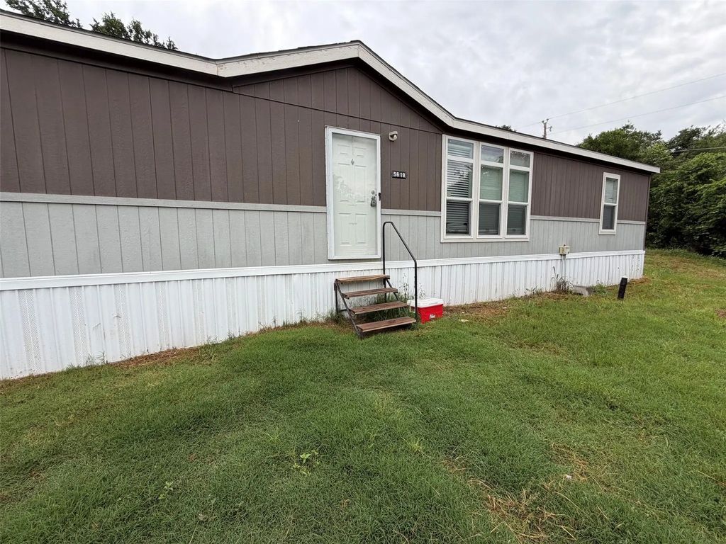 5619 Arkansas Trail, Granbury