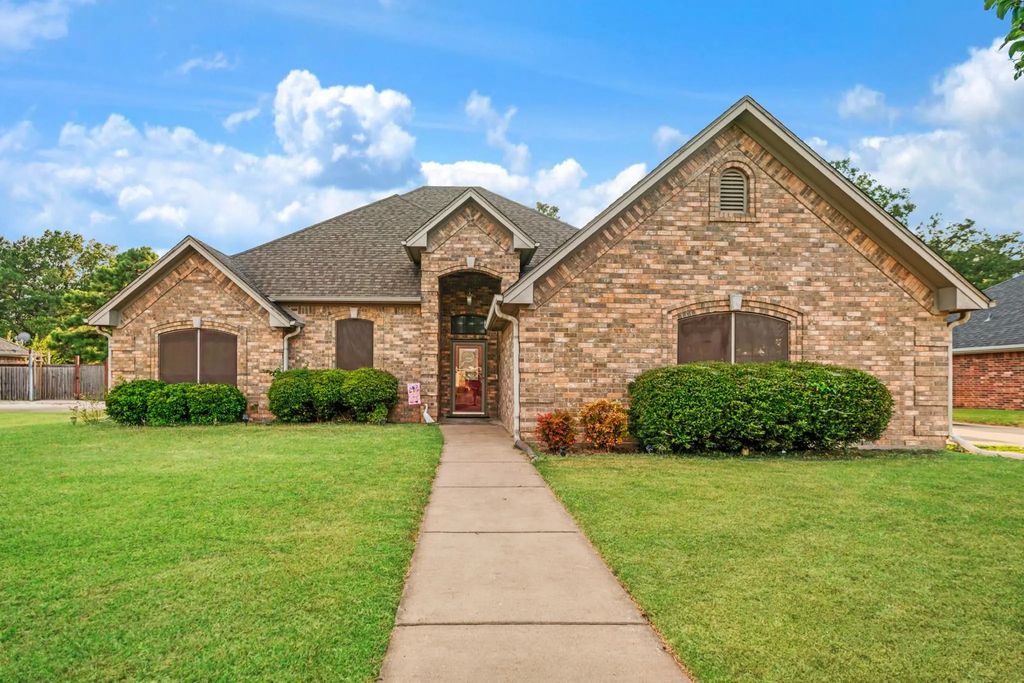 1725 Meadowview Drive, Reno